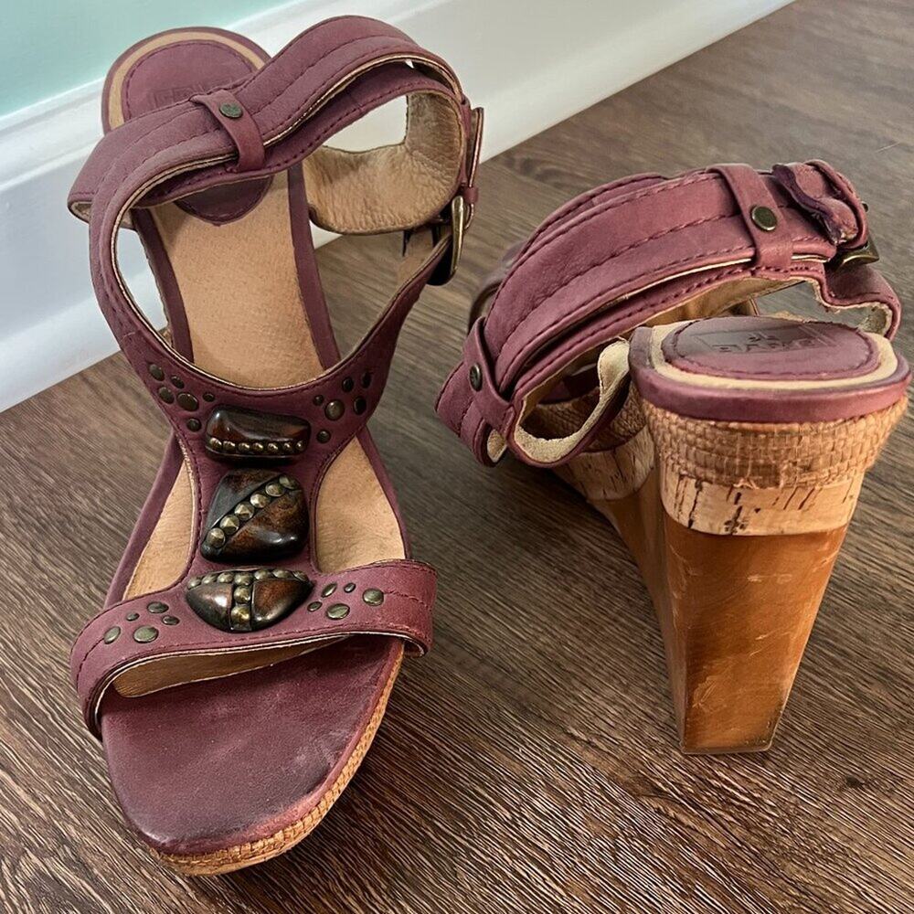 FRYE Bridget Purple/Lavender Leather Wedge Sandals - Picture 3 of 5